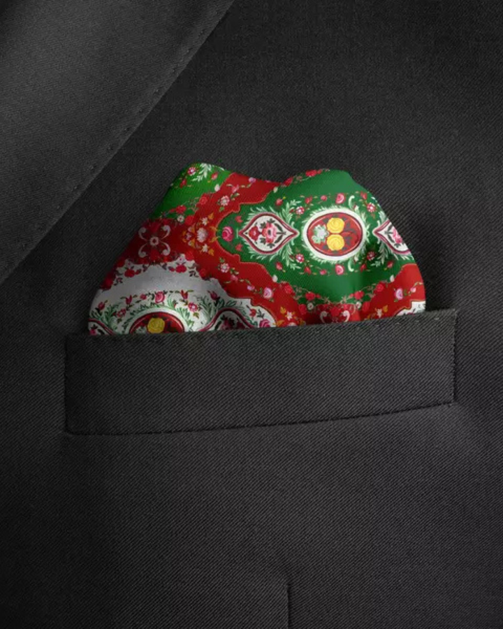 SANTA SHOT | Men's Silk Pocket Square