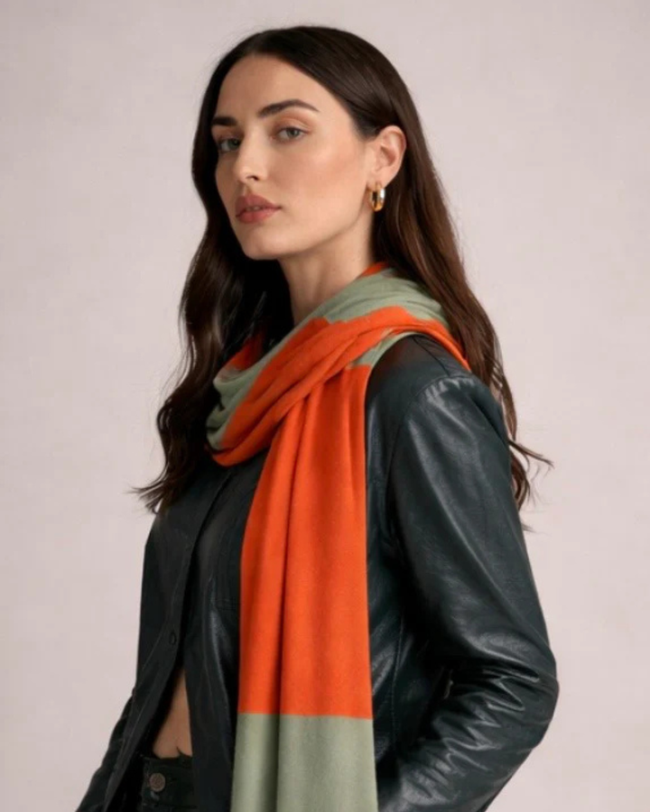 UMBRA | Cotton Travel Wrap